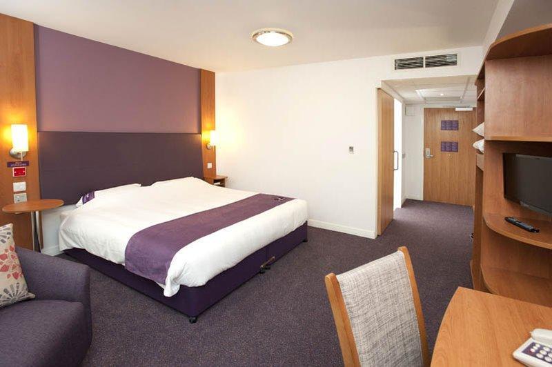 Premier Inn Derry / Londonderry Hotel Exterior foto